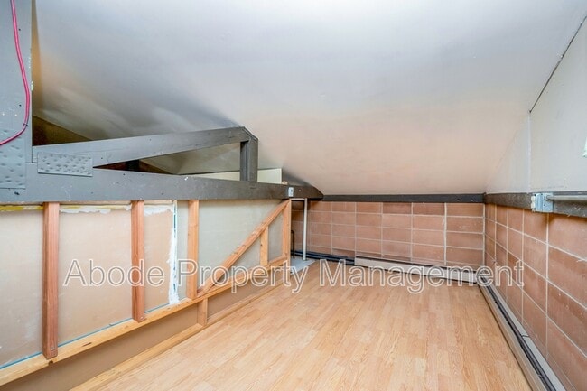 136 S Lincoln Ave