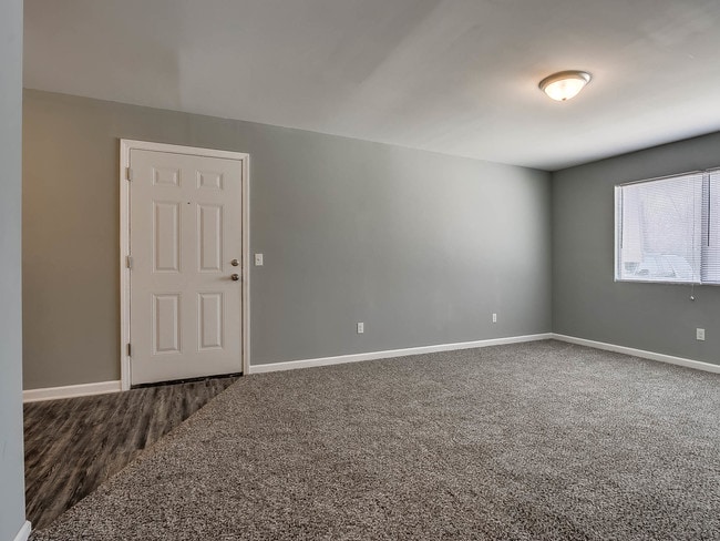 10 West Apartments
