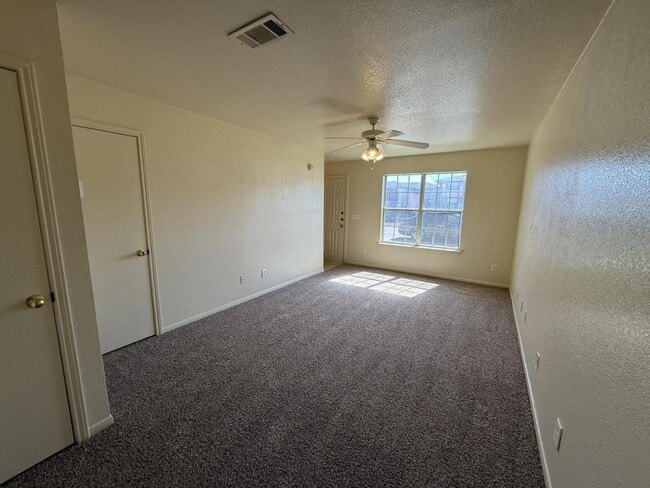 Photo - 2811 Cantabrian Dr