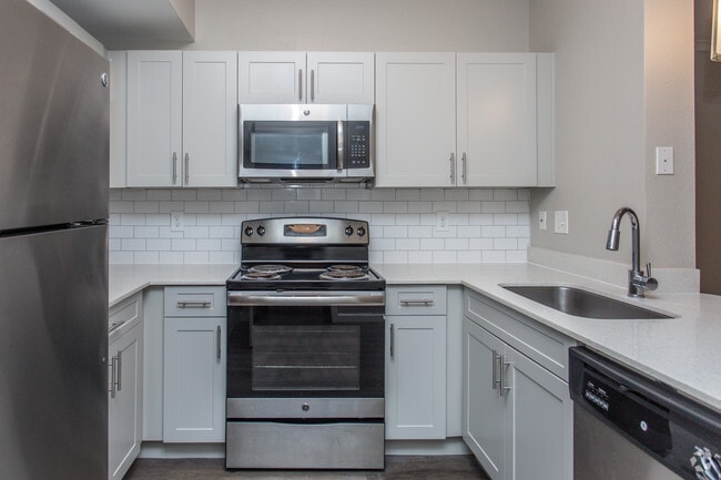 2 Br, Kitchen
