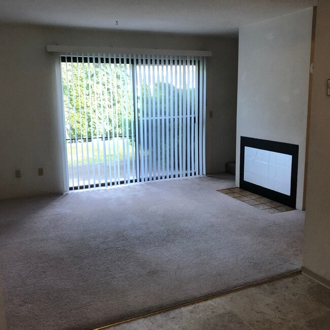 Photo - 2005 NE Terre View Dr Unit A3