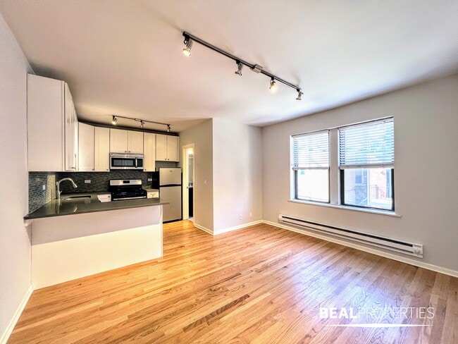 Photo - 2834 W Palmer St Condo Unit Studio
