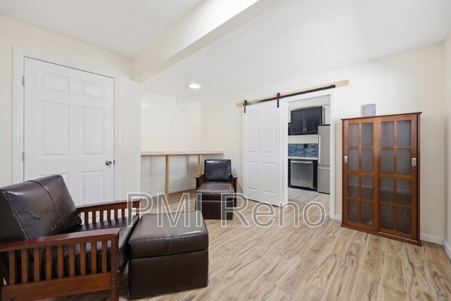 Photo - 1515 N Carson St Unit 2