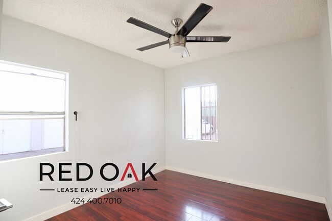 Photo - 1184 E 52nd St Unit 1184 3/4