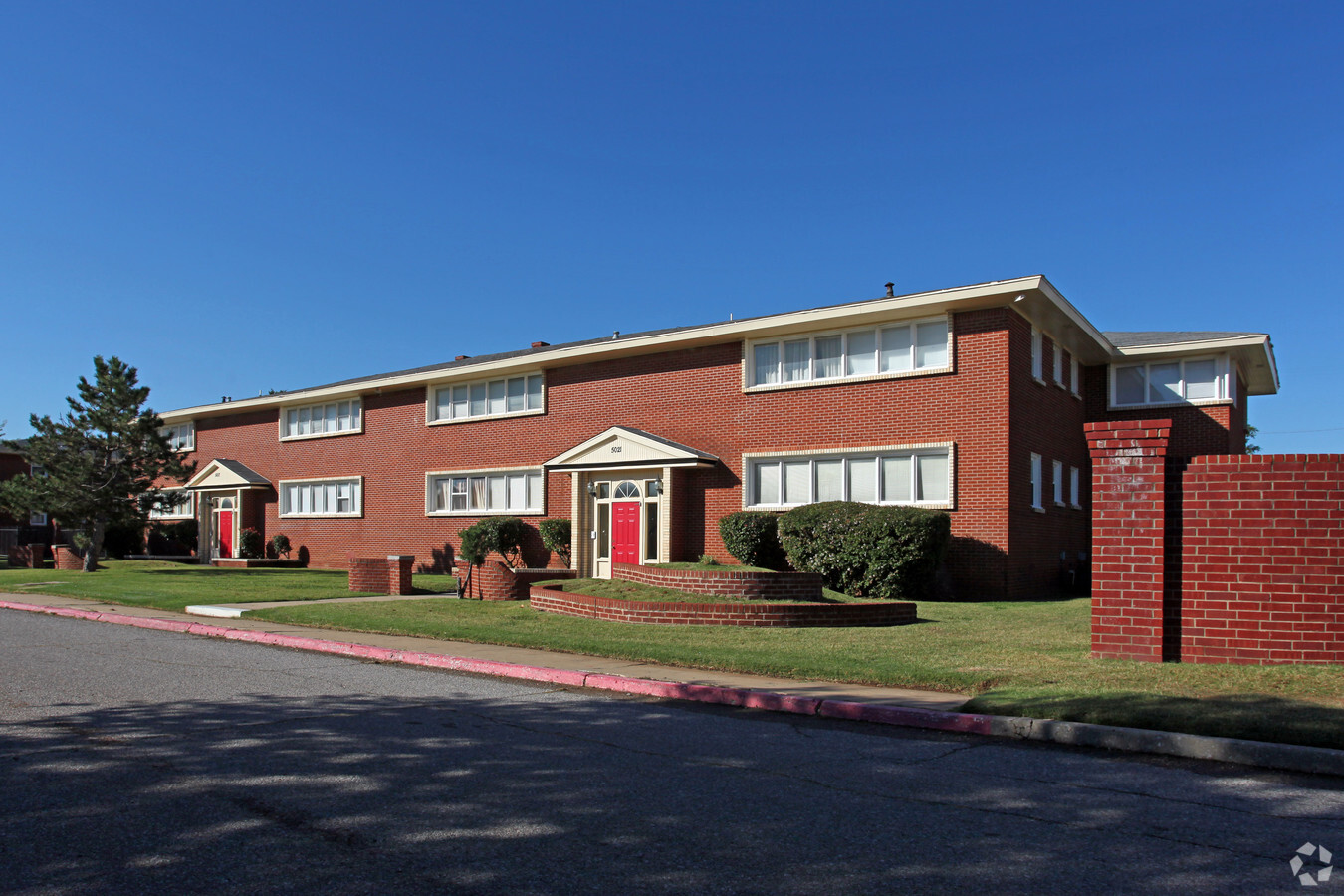 Mayfair Garden Apartments - Mayfair Garden Apartments