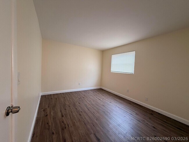1505 Crescent Cir Unidad B21