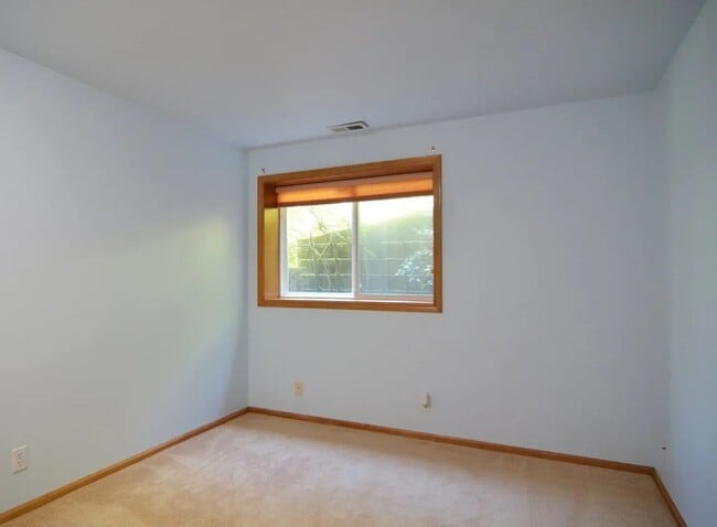 Photo - Gorgeous Home with a View!