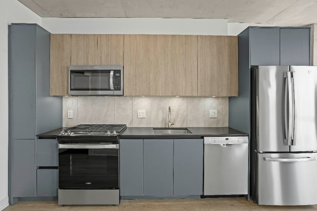 Photo - 245 W Polk St