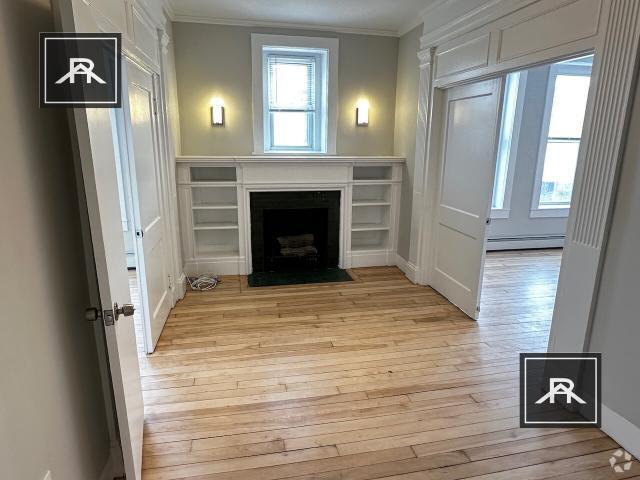 Building Photo - 5 bedroom in Allston MA 02134 Unit 5 Rental