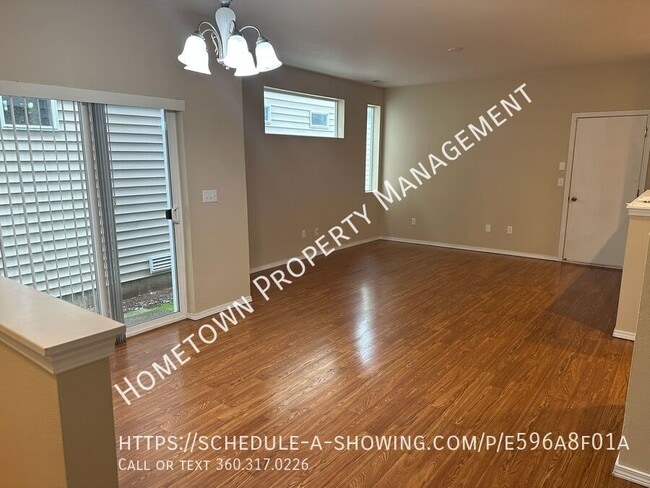 Photo - 4332 Freemont St NE