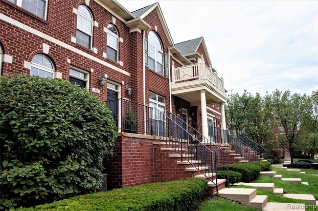 Building Photo - 1446 Raliegh Pl Unit 112