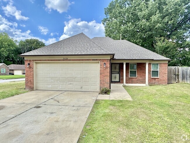 Building Photo - 5626 Tulip Tree Dr Rental