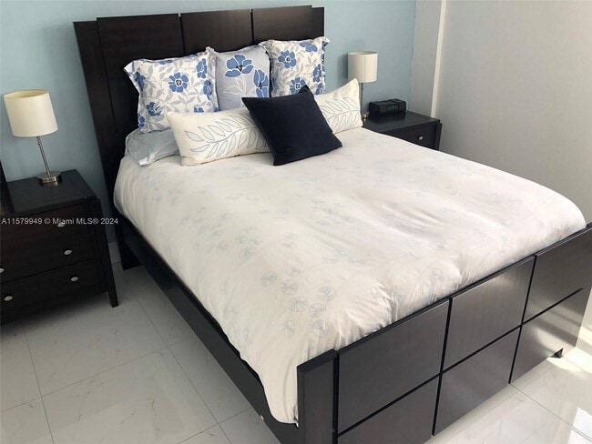 Photo - 3901 S Ocean Dr Unit 14M