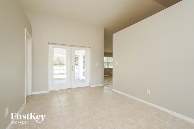 Photo - 1828 SW 3rd Pl