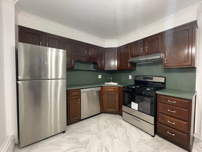 Building Photo - 85 Bogart Ave Unit 2