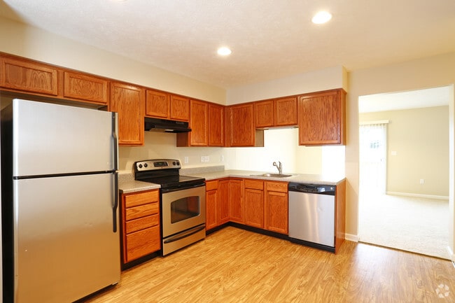 Townhome Kitchen-Eat In!