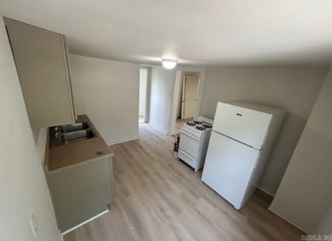 Photo - 1008 Kavanaugh Blvd Unidad 5