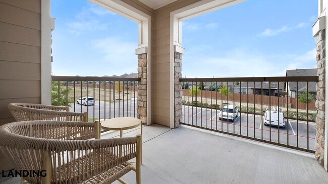 Photo - 2825 Main St Unidad 1225