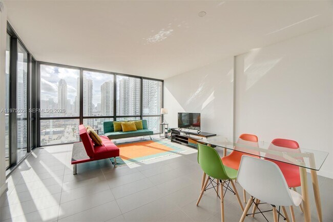 Photo - 1600 NE 1st Ave Unidad 1506