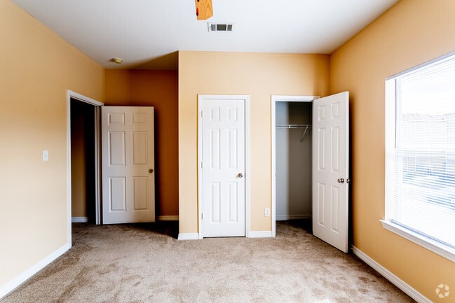 3BR,2BA