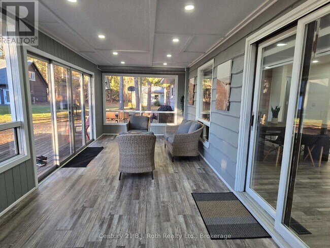 Photo - 375 Santas Village Rd