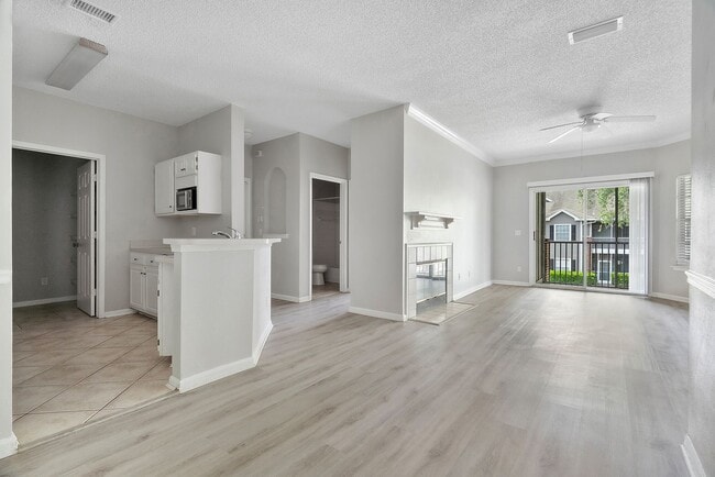 Photo - 2 bedroom/ 2 bathroom condo on Southside!