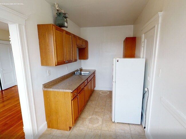 Building Photo - 262 Winchester St Rental