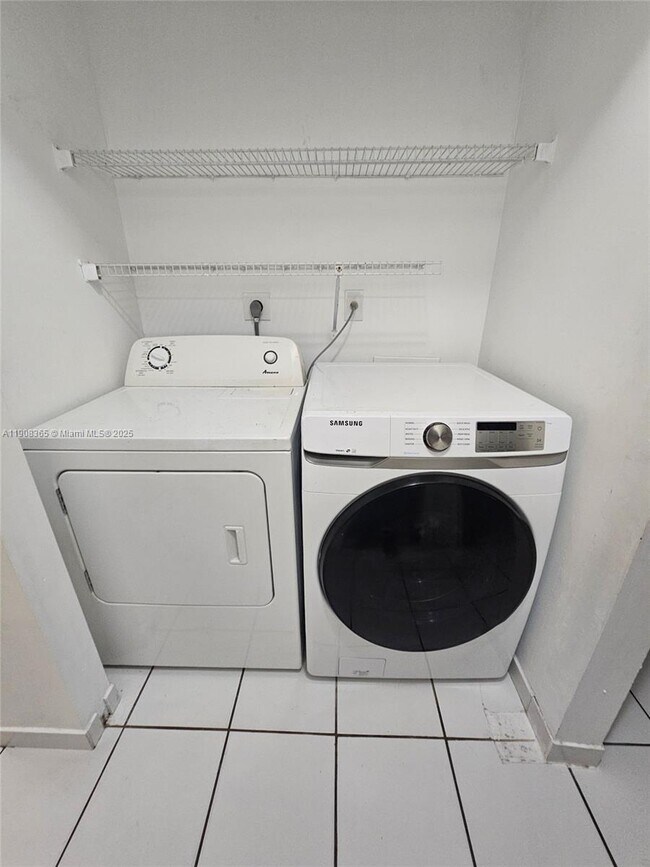 Photo - 11583 NW 4th Way