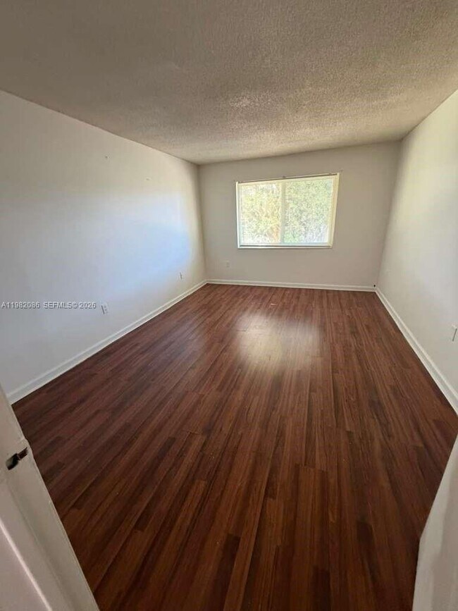 Photo - 505 NW 177th St Unit 210