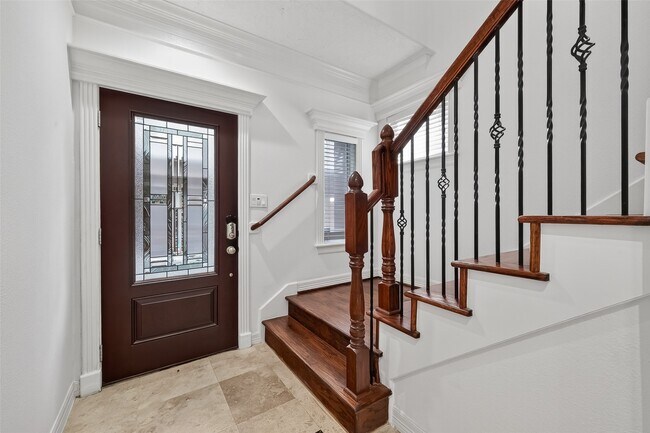 Photo - 1002 W 22nd St