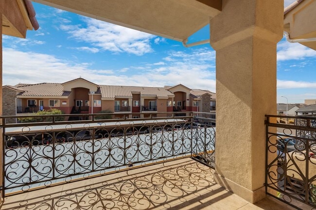 Desert View Apartments