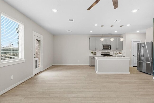 Photo - 17402C Bay Skipper Dr