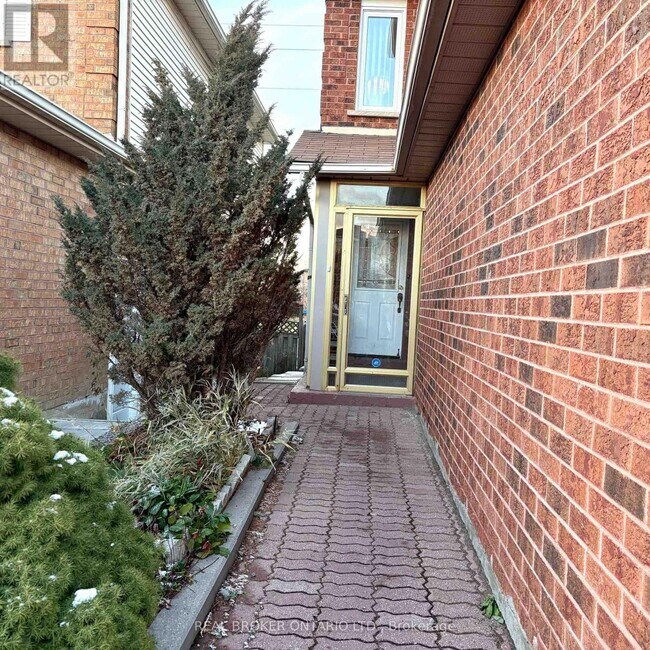 Photo - 63 Acadian Heights