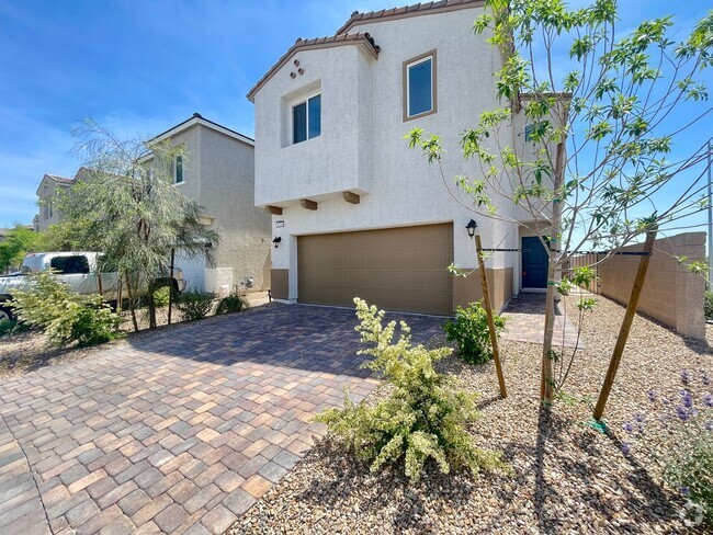 Building Photo - Amazing 3 bedroom in master planned commun... Rental