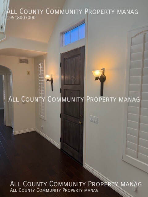 Photo - 70 Loganberry-