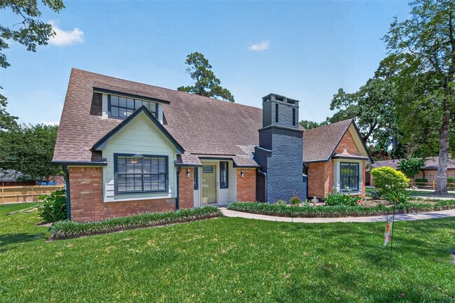 Photo - 105 Glenmora Ct
