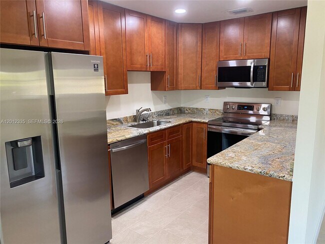 Photo - 13711 SW 84th St Unit A