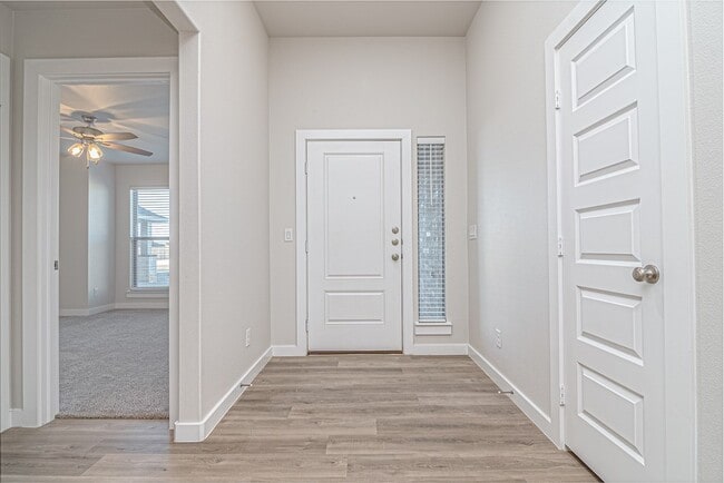 Photo - 6106 Purtis Crk Dr