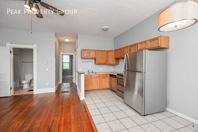 Photo - 2667 Bellevue Ave Unit 2