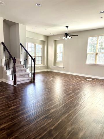 Photo - 579 W Royal Ln