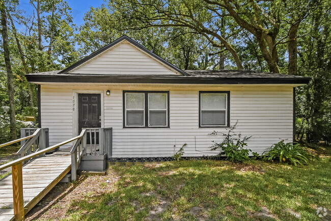 Building Photo - 1078 St Clair St Rental