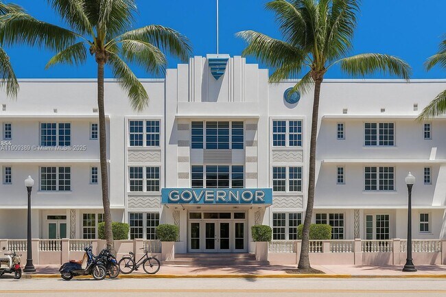 Building Photo - 435 21st St Unit 216