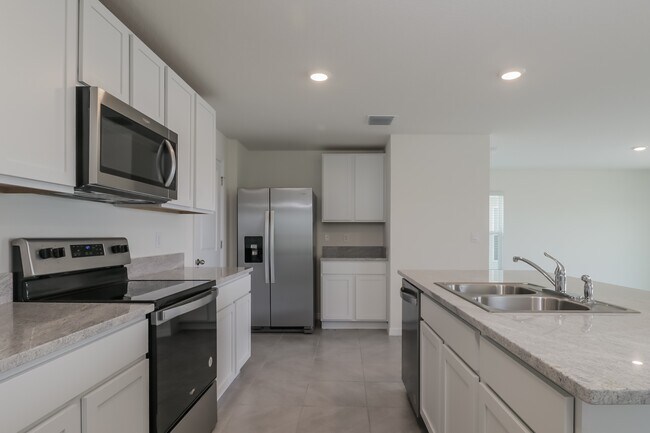 Photo - 439 Sunlit Coral St