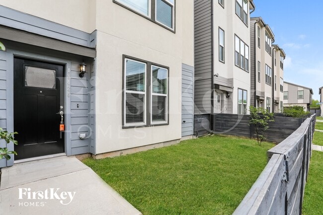 Building Photo - 18424 Idyllic Aly