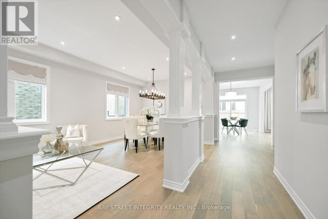 Photo - 99 Greenspire Ave
