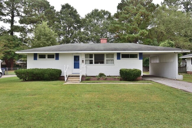 Building Photo - 312 Oakdale Rd Rental