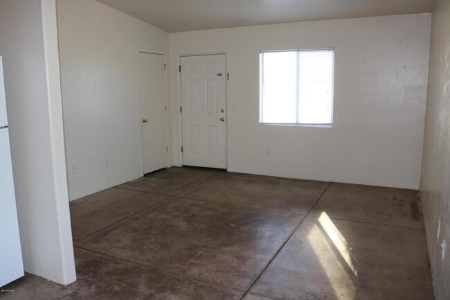 Photo - 77 E Laguna St