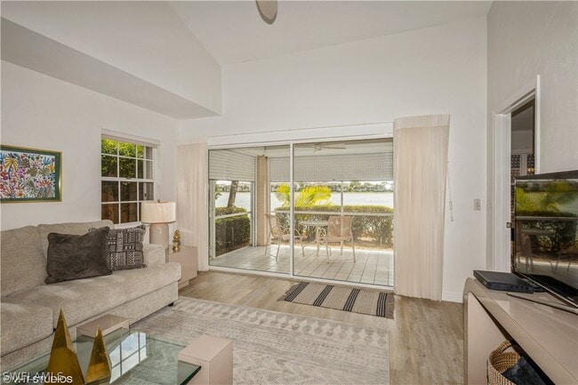 Photo - 2608 Sailors Way Unidad 122