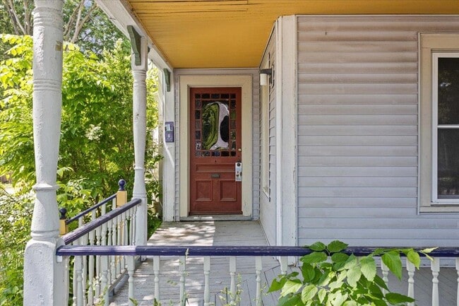 Photo - 21 Hyde St Unit 1
