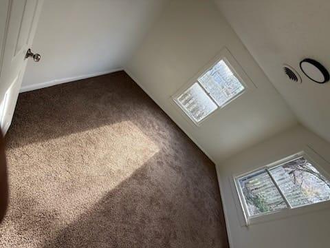 Photo - 813 E Oak St